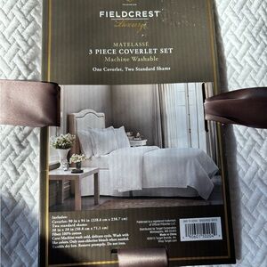 Fieldcrest Luxury NWT Queen Matelasse coverlet, shams and bedskirt. 100% cotton